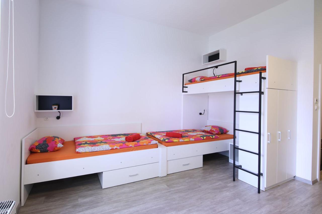 Hostel Bedem Karlovac Exterior foto